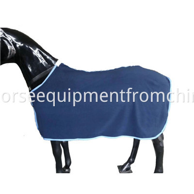polar fleece horse rug (1)